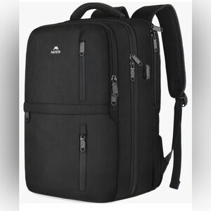 Travel backpack 40 L -NWT- laptop sleeve , shoe compartment, luggage strap black